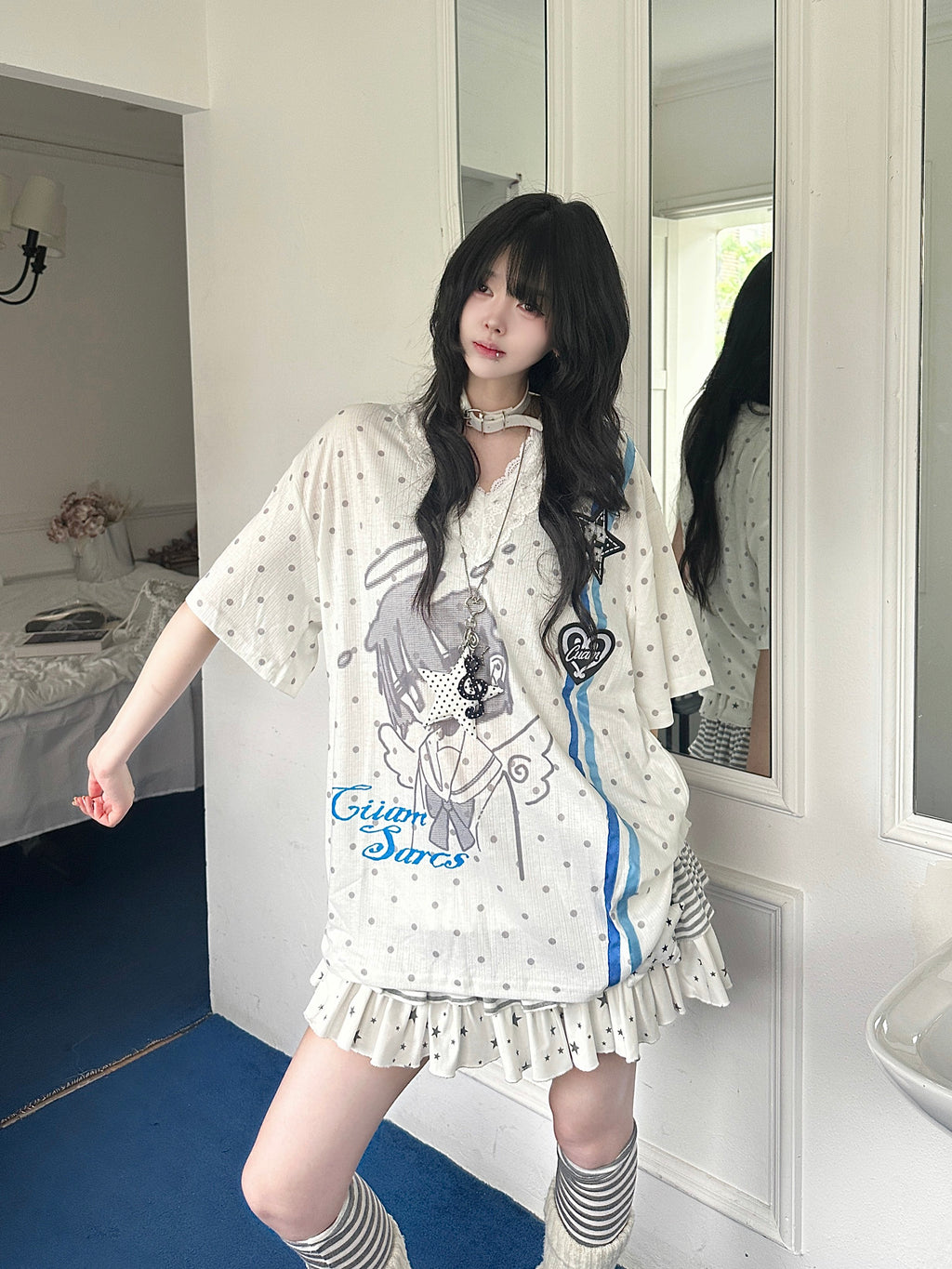 カレーレン 水玉柄二次元アニメ刺繍 レースVネックTシャツ Y2K レディース