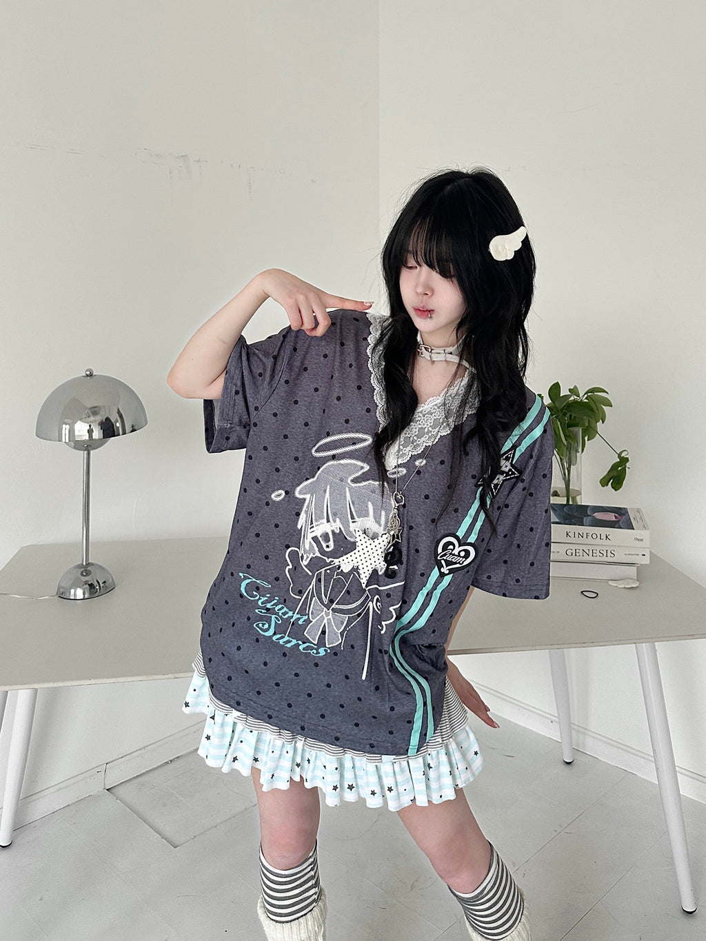 カレーレン 水玉柄二次元アニメ刺繍 レースVネックTシャツ Y2K レディース