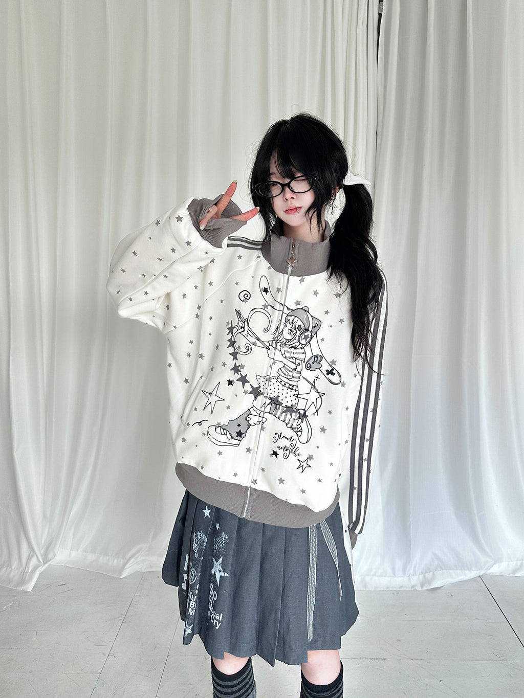 RICKY LUCKY アニメプリント 星柄 ハイネック ジップアップ パーカー Y2K サブカル系 レディース