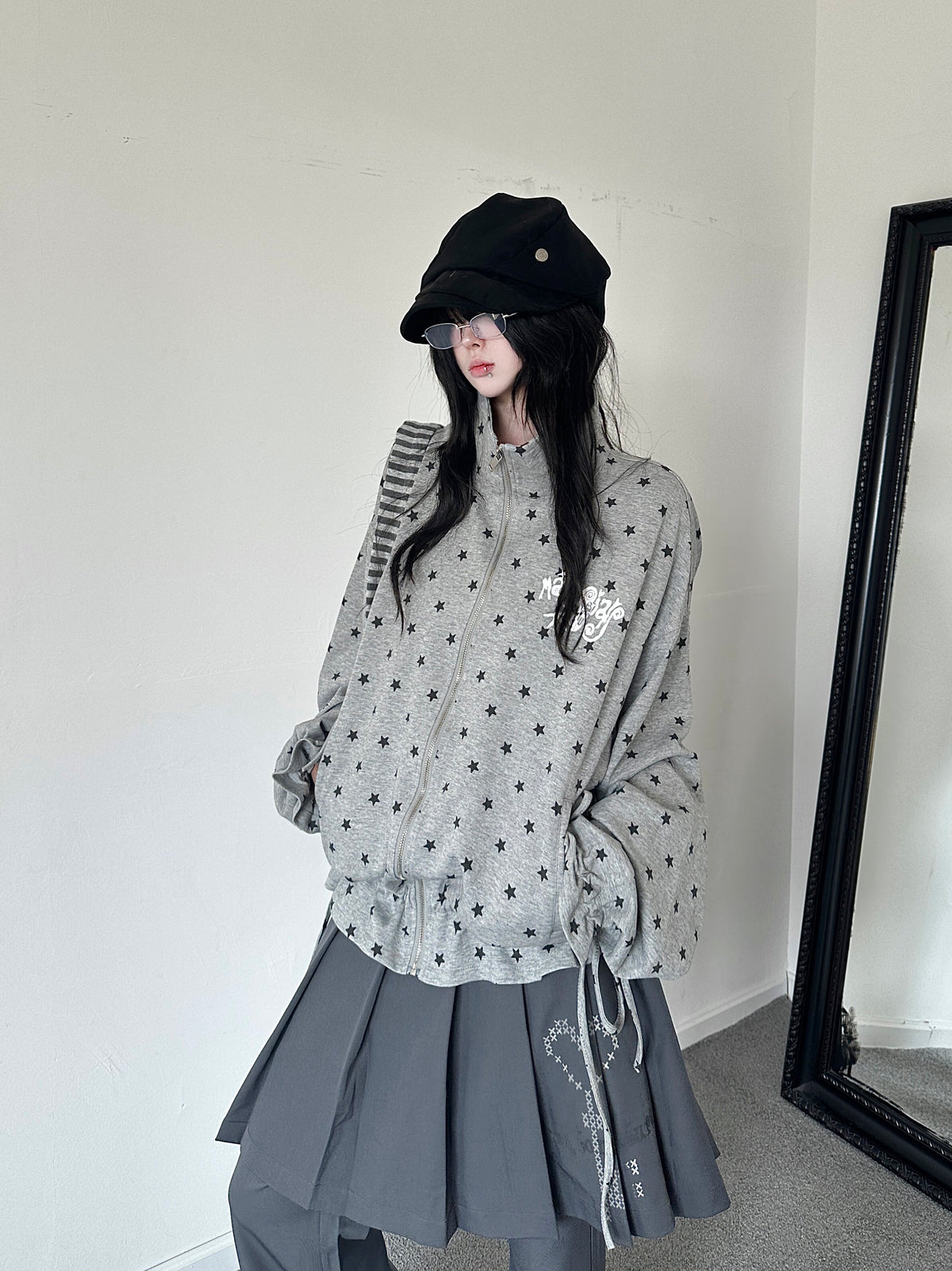RICKY LUCKY グレー スター柄 ドロスト フリル パフスリーブ ジップパーカー ゆったり