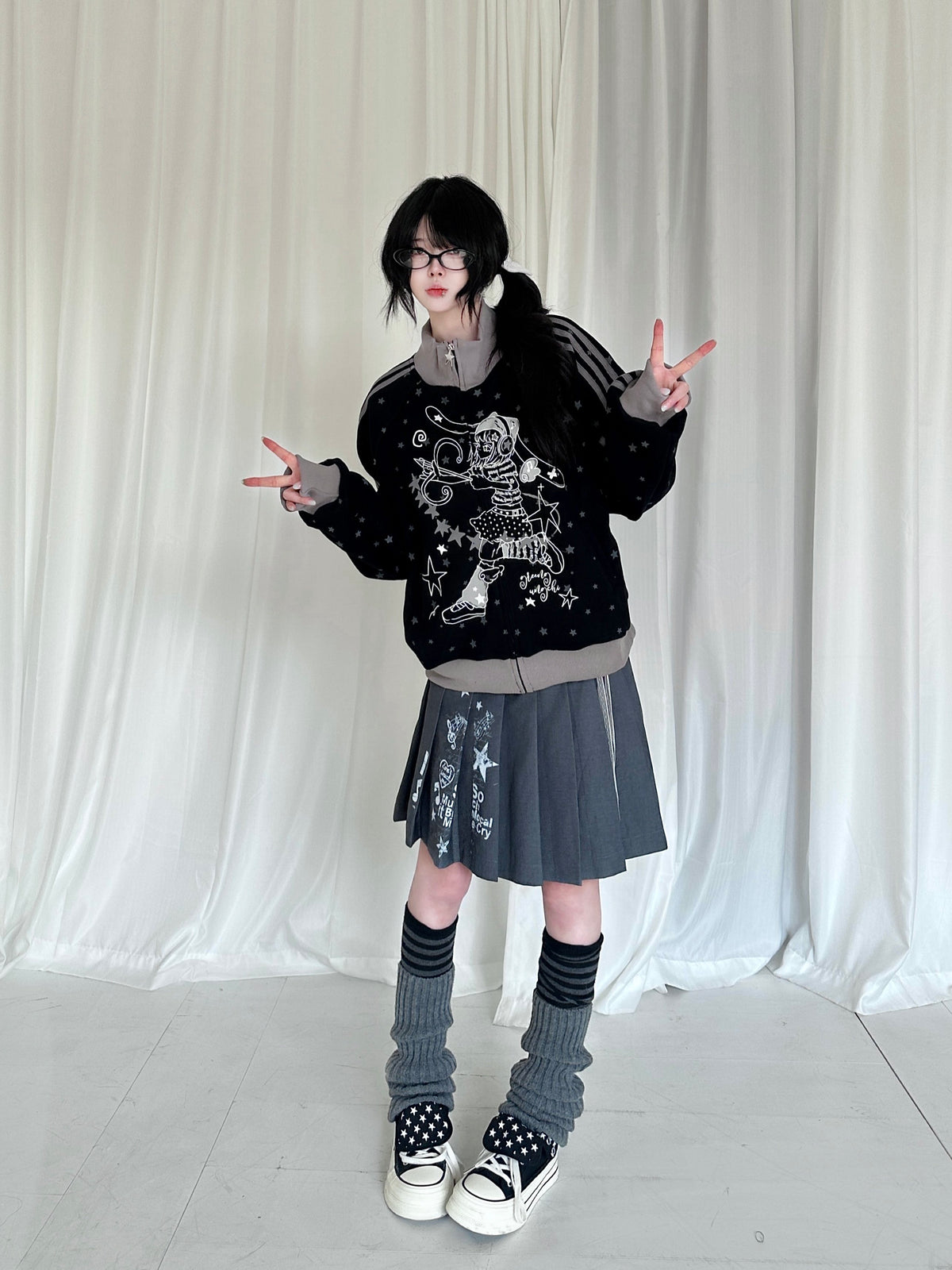 RICKY LUCKY アニメプリント 星柄 ハイネック ジップアップ パーカー Y2K サブカル系 レディース