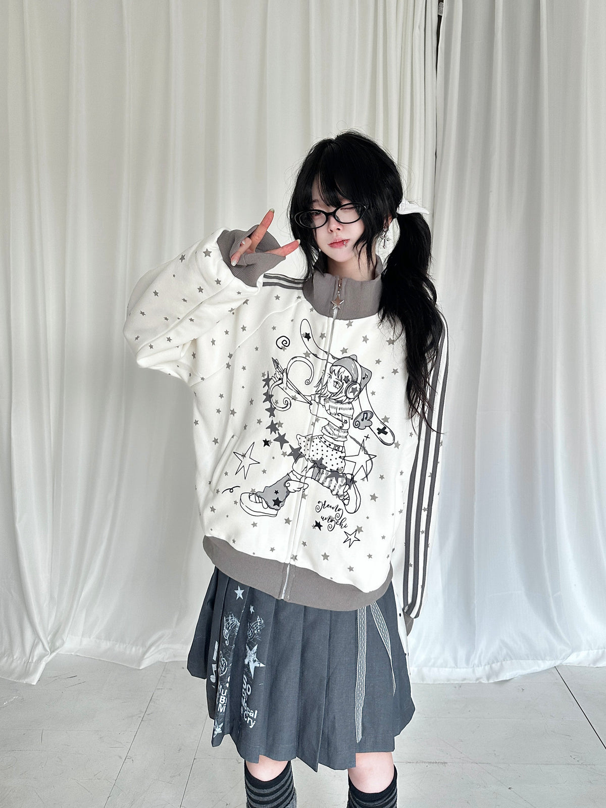 RICKY LUCKY アニメプリント 星柄 ハイネック ジップアップ パーカー Y2K サブカル系 レディース